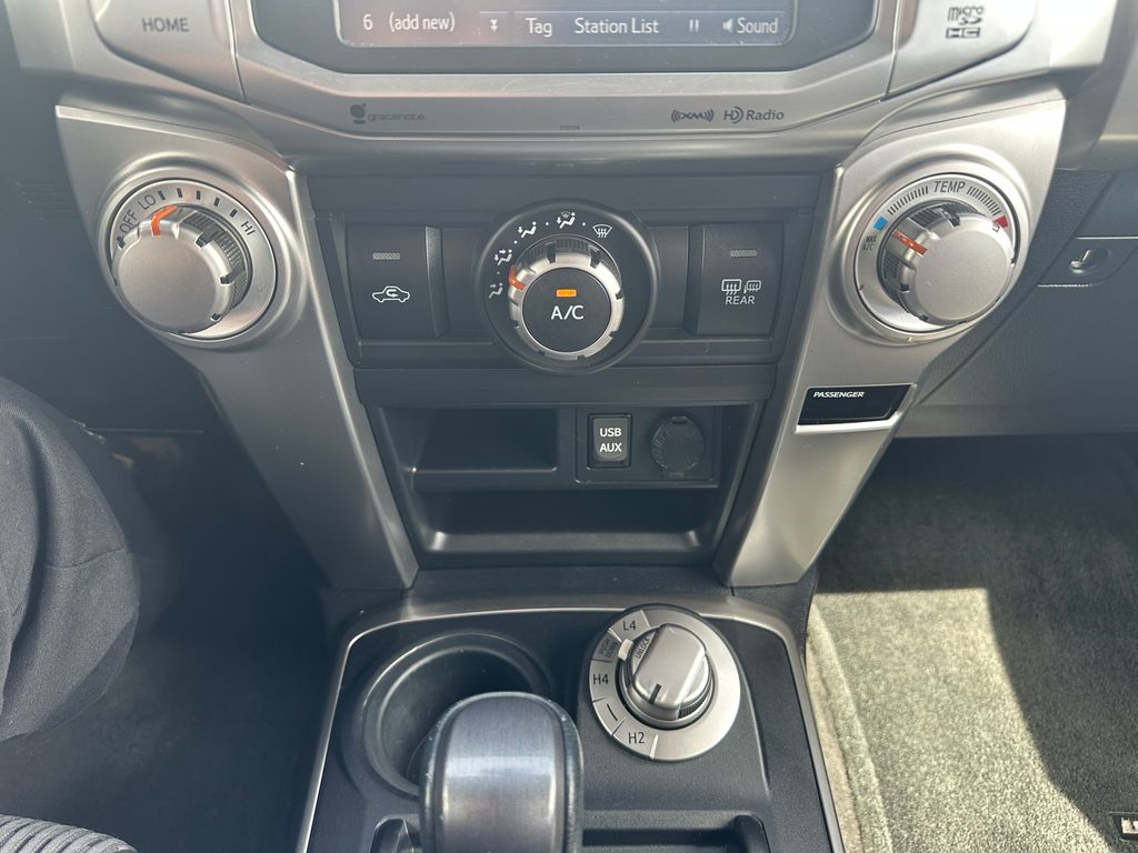Used 2016 Toyota 4Runner - photo 18