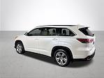 Used 2016 Toyota Highlander Limited Platinum for sale #CP836561 - photo 2