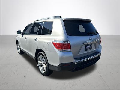 2013 Toyota Highlander FWD SUV for sale #CP907156 - photo 2