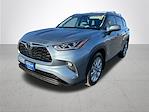 2021 Toyota Highlander AWD SUV for sale #CPB211440 - photo 3