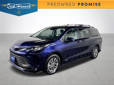 2021 Toyota Sienna FWD Minivan for sale #CPB80779 - photo 1