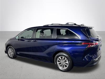 2021 Toyota Sienna FWD Minivan for sale #CPB80779 - photo 2