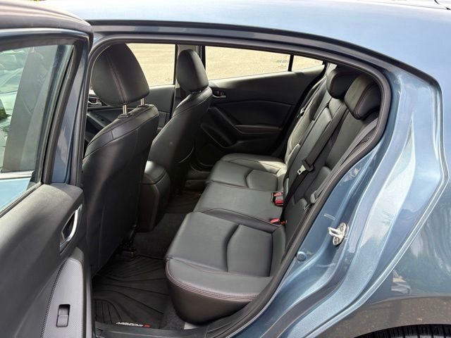 Used 2016 Mazda3 - photo 16
