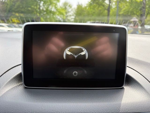 Used 2016 Mazda3 - photo 20