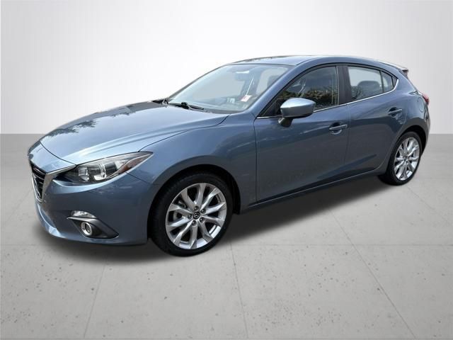 Used 2016 Mazda3 - photo 2