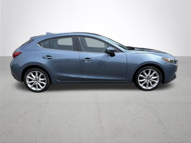 Used 2016 Mazda3 - photo 7