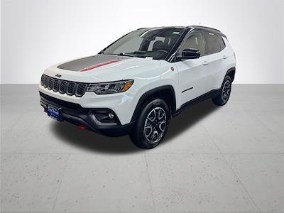 Used 2024 Jeep Compass - photo 1