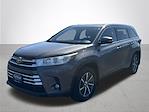 2018 Toyota Highlander 4x4 SUV for sale #CY4371 - photo 3