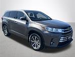2018 Toyota Highlander 4x4 SUV for sale #CY4371 - photo 6