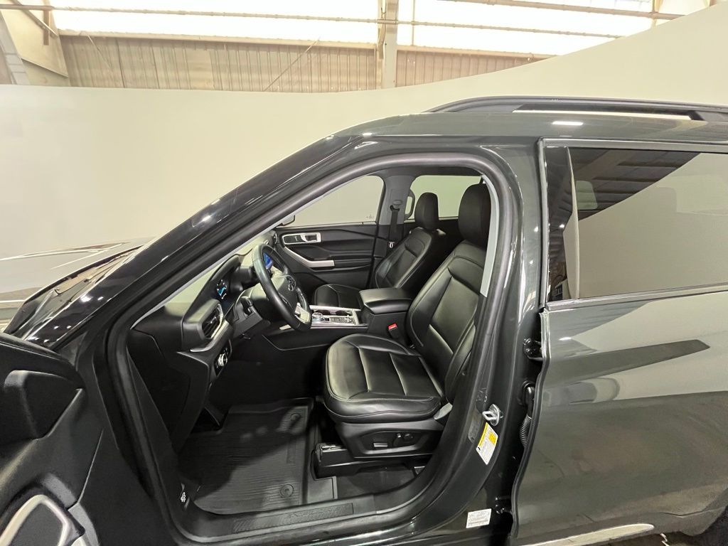 Used 2022 Ford Explorer - photo 19