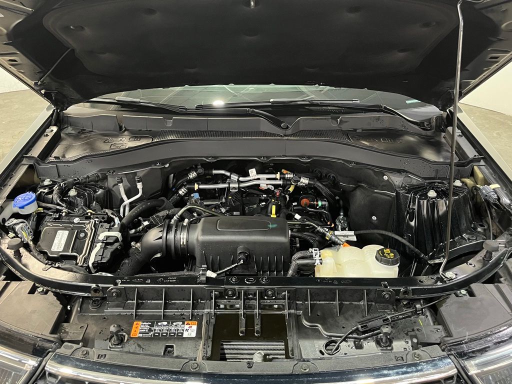 Used 2022 Ford Explorer - photo 8