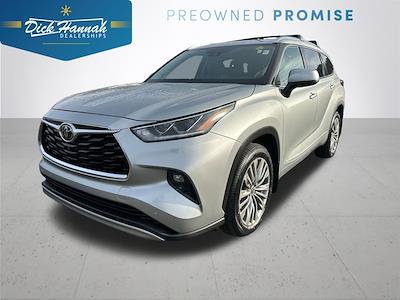 Used 2021 Toyota Highlander Platinum for sale #P211429 - photo 1