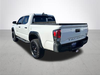 Used 2017 Toyota Tacoma - photo 1