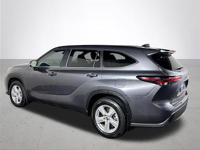 2024 Toyota Highlander AWD SUV for sale #P385780 - photo 2