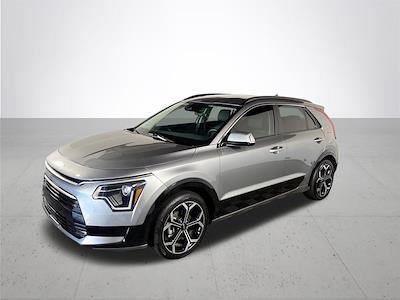 Used 2024 Kia Niro - photo 1