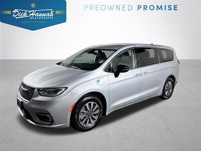 Used 2024 Chrysler Pacifica Select Minivan for sale #P386145 - photo 1