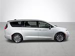 Used 2024 Chrysler Pacifica Select Minivan for sale #P386145 - photo 5