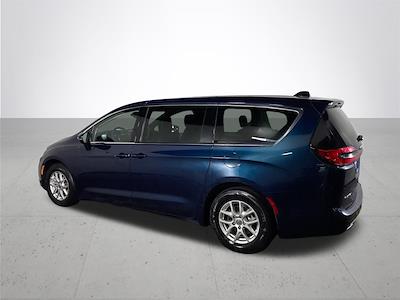 Used 2023 Chrysler Pacifica - photo 1