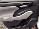 Used 2022 Toyota Highlander XLE for sale #P407912 - photo 20