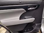 Used 2022 Toyota Highlander XLE for sale #P407912 - photo 25