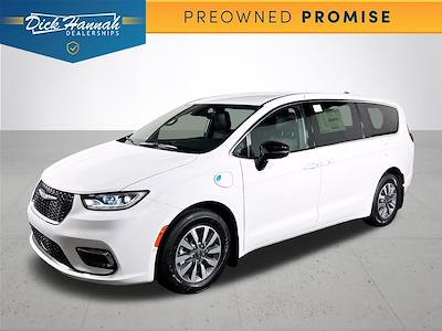 2025 Chrysler Pacifica FWD Minivan for sale #P66698 - photo 1