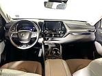2021 Toyota Highlander AWD SUV for sale #P836232 - photo 12