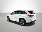 Used 2019 Toyota Highlander Limited Platinum for sale #P836579 - photo 2