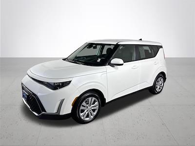 Used 2023 Kia Soul - photo 1