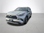 Used 2023 Toyota Highlander L AWD SUV for sale #P907155 - photo 4