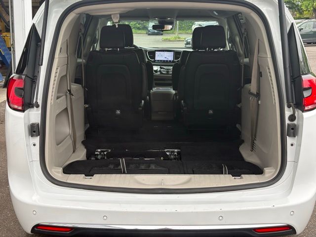 Used 2023 Chrysler Pacifica - photo 26