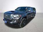2017 Toyota Tacoma Extra Cab 4x4 Pickup for sale #PB210732 - photo 3