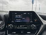 Used 2022 Toyota Highlander XLE for sale #PB211336 - photo 17
