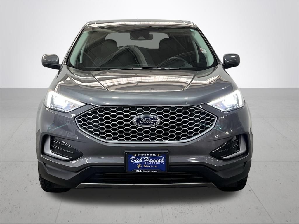 Used 2024 Ford Edge - photo 2