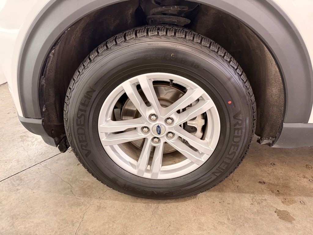 Used 2024 Ford Explorer - photo 18