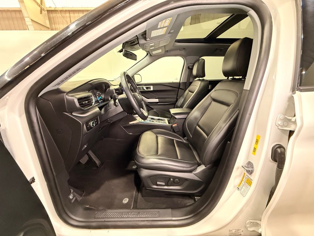 Used 2024 Ford Explorer - photo 19