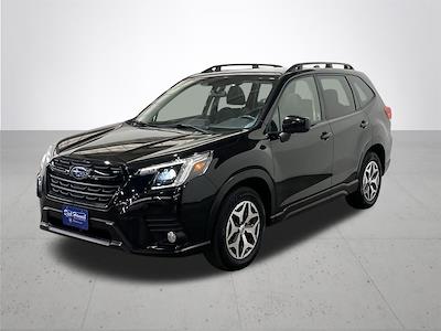 Used 2022 Subaru Forester - photo 1