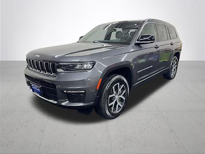 Used 2024 Jeep Grand Cherokee L - photo 1