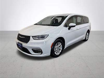 2023 Chrysler Pacifica FWD Minivan for sale #PV15496 - photo 2