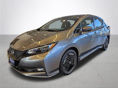 Used 2024 Nissan LEAF - photo 1