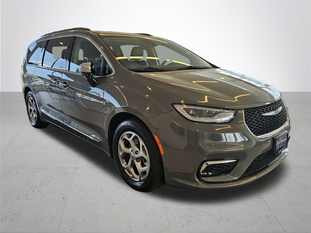 Used 2023 Chrysler Pacifica - photo 6