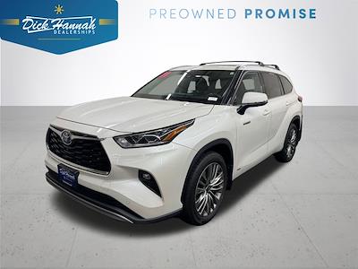 Used 2021 Toyota Highlander Platinum for sale #V41196 - photo 1