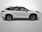 Used 2021 Toyota Highlander Platinum for sale #V41196 - photo 8