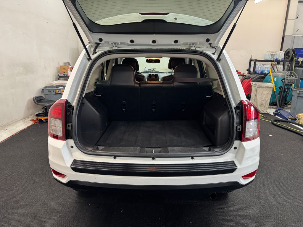 Used 2017 Jeep Compass - photo 7