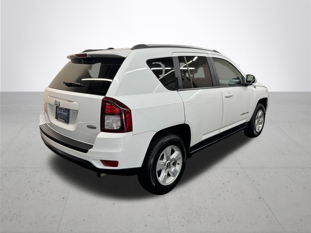 Used 2017 Jeep Compass - photo 8