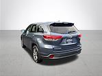 2017 Toyota Highlander 4x4 SUV for sale #Y4298 - photo 2