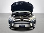 2017 Toyota Highlander 4x4 SUV for sale #Y4298 - photo 5