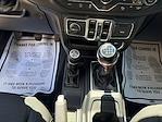 2020 Jeep Gladiator Crew Cab 4x4 Pickup for sale #Y4469 - photo 20