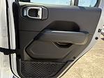 2020 Jeep Gladiator Crew Cab 4x4 Pickup for sale #Y4469 - photo 32