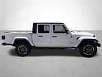 2020 Jeep Gladiator Crew Cab 4x4 Pickup for sale #Y4469 - photo 7
