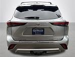 2024 Toyota Highlander AWD SUV for sale #Y4495 - photo 9